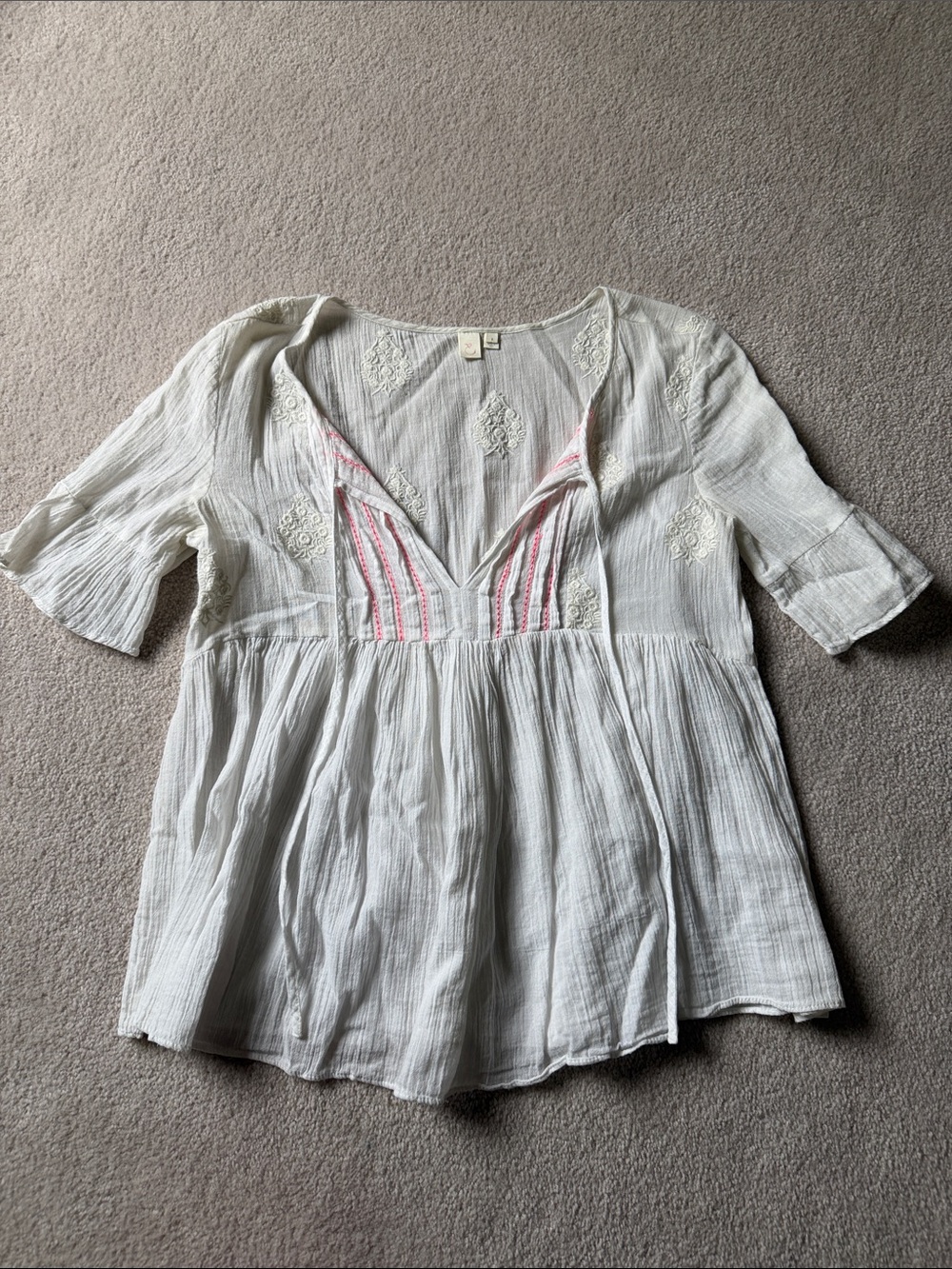 Anthropologie White Peasant Tunic with Pink Embroidery